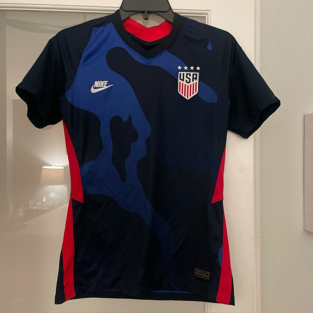 US Women's National Soccer Team Nike 2020 Away Jersey Women’s Size S, EUC
